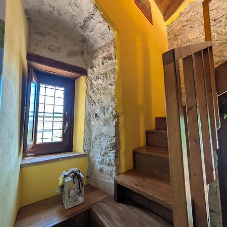 Le Rocche Valnerina Feriehus *