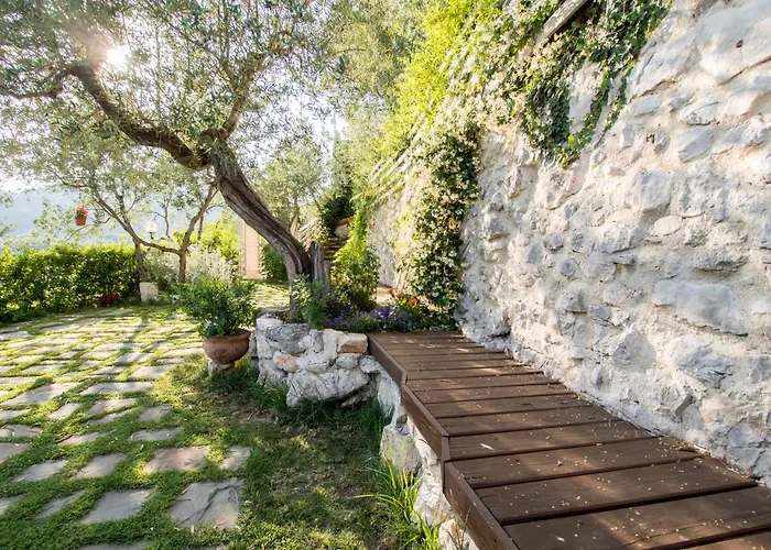 Le Rocche Valnerina Hébergement de vacances *